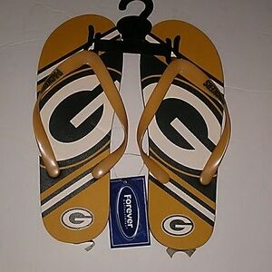 NWT Adult's NFL Packers Flip Flops
